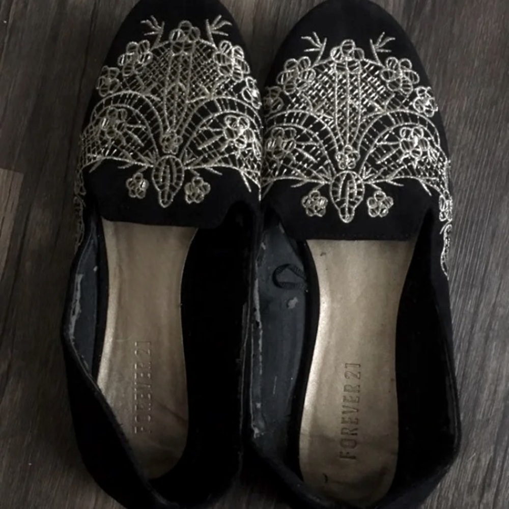 embroidery flats
